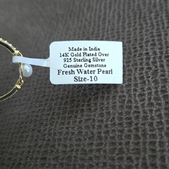 Shivam Dainty Fresh Water Pearl and White Topaz Ring💍 - Picture 7 of 16